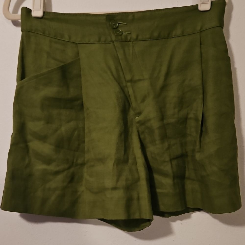 CAbi Green Textured Shorts